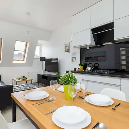 Lägenhet Unique And Spacious With Air Conditioning By Renters *